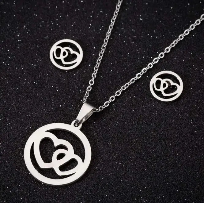 Collares de acero inoxidable con forma de corazón para mujer