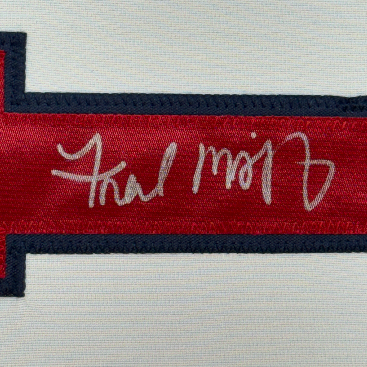 Camiseta de béisbol blanca de Atlanta de Fred McGriff, enmarcada, autografiada y firmada, 35 x 39, JSA COA