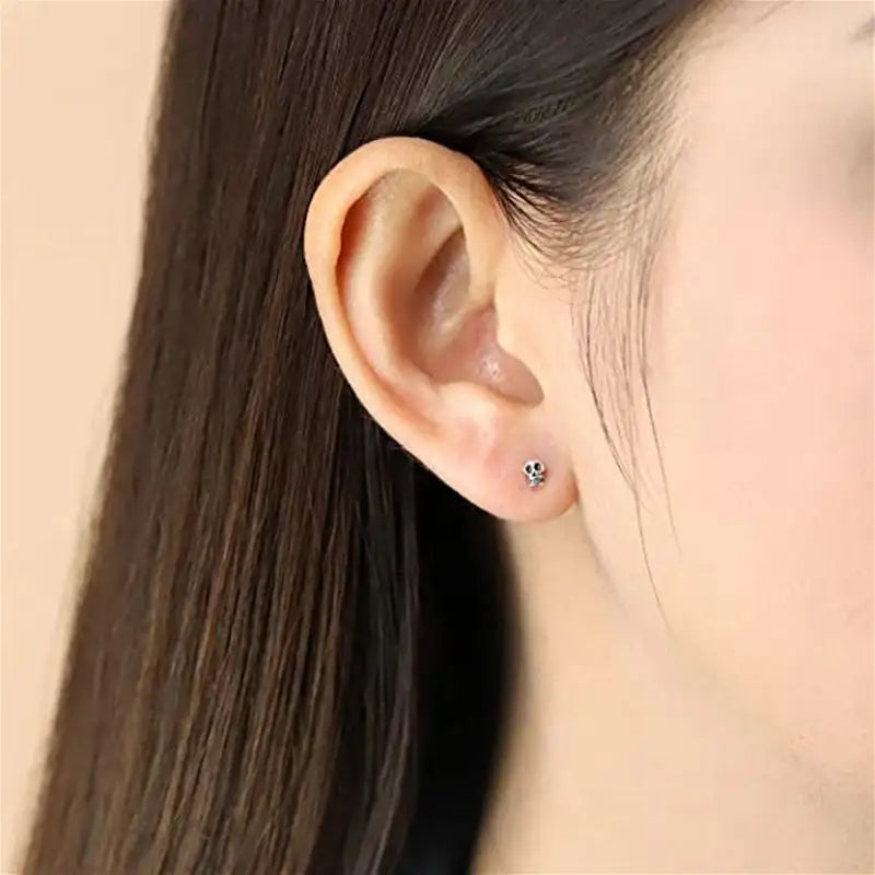 European And American Popular Personalized Ghost Head Gothic Retro Skull Stud Earrings Ornament - Lootquake