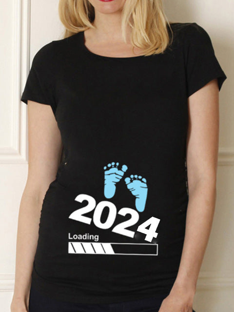 Camisa de maternidad con cuello redondo y estampado de bebé lindo