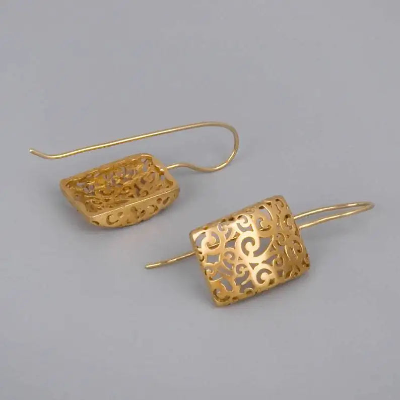 European And American Simple Hollow Design Ear Rings Alloy - Lootquake