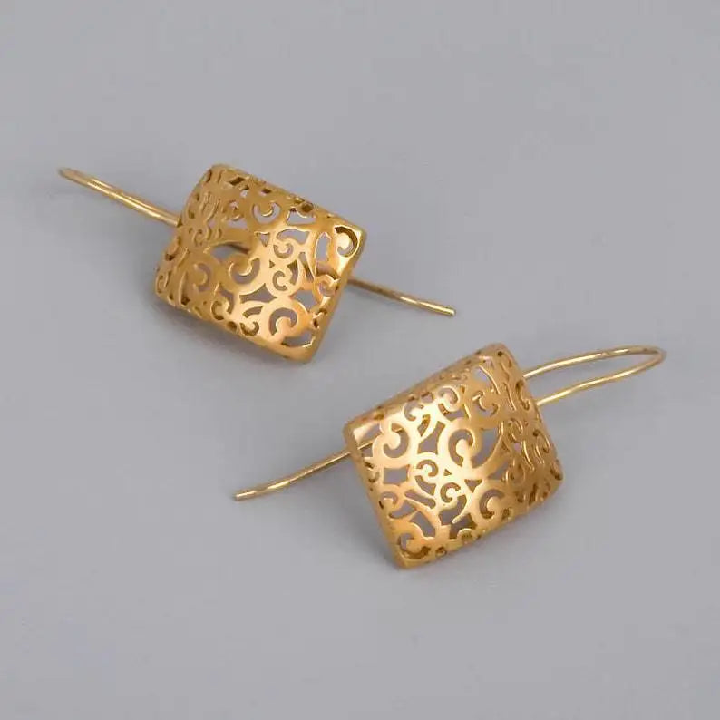 European And American Simple Hollow Design Ear Rings Alloy - Lootquake