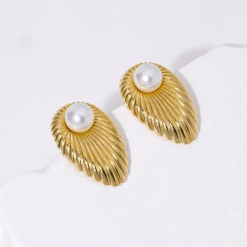 Simple Temperament Stainless Steel Studs 18K Gold Plating Does Not Fade - Lootquake