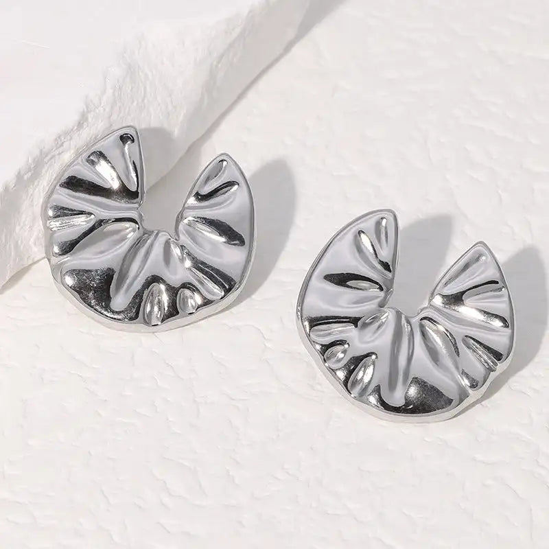 Simple Temperament Stainless Steel Studs 18K Gold Plating Does Not Fade - Lootquake