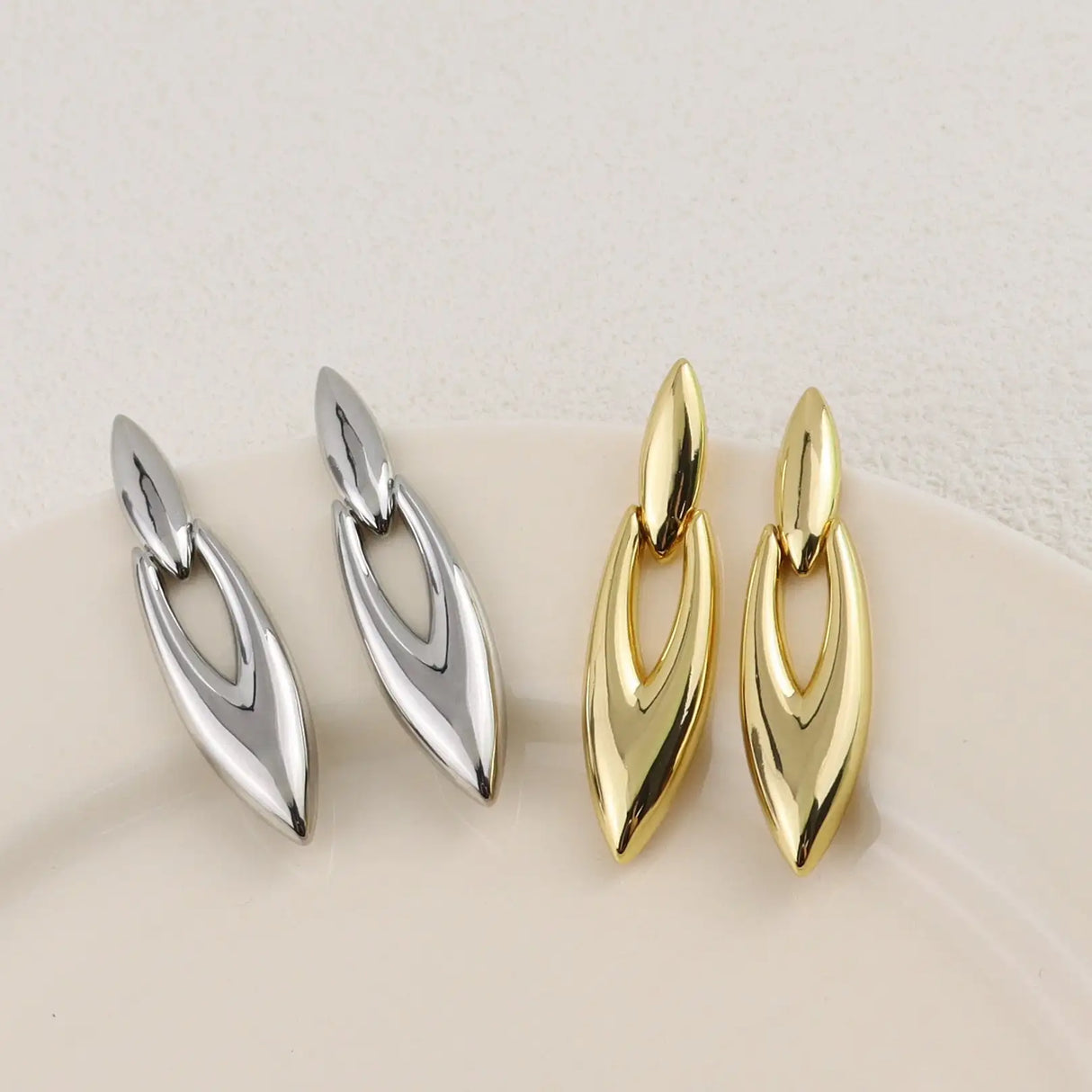 Retro Hong Kong Style Temperament Earrings Cold Style Simple Earrings - Lootquake