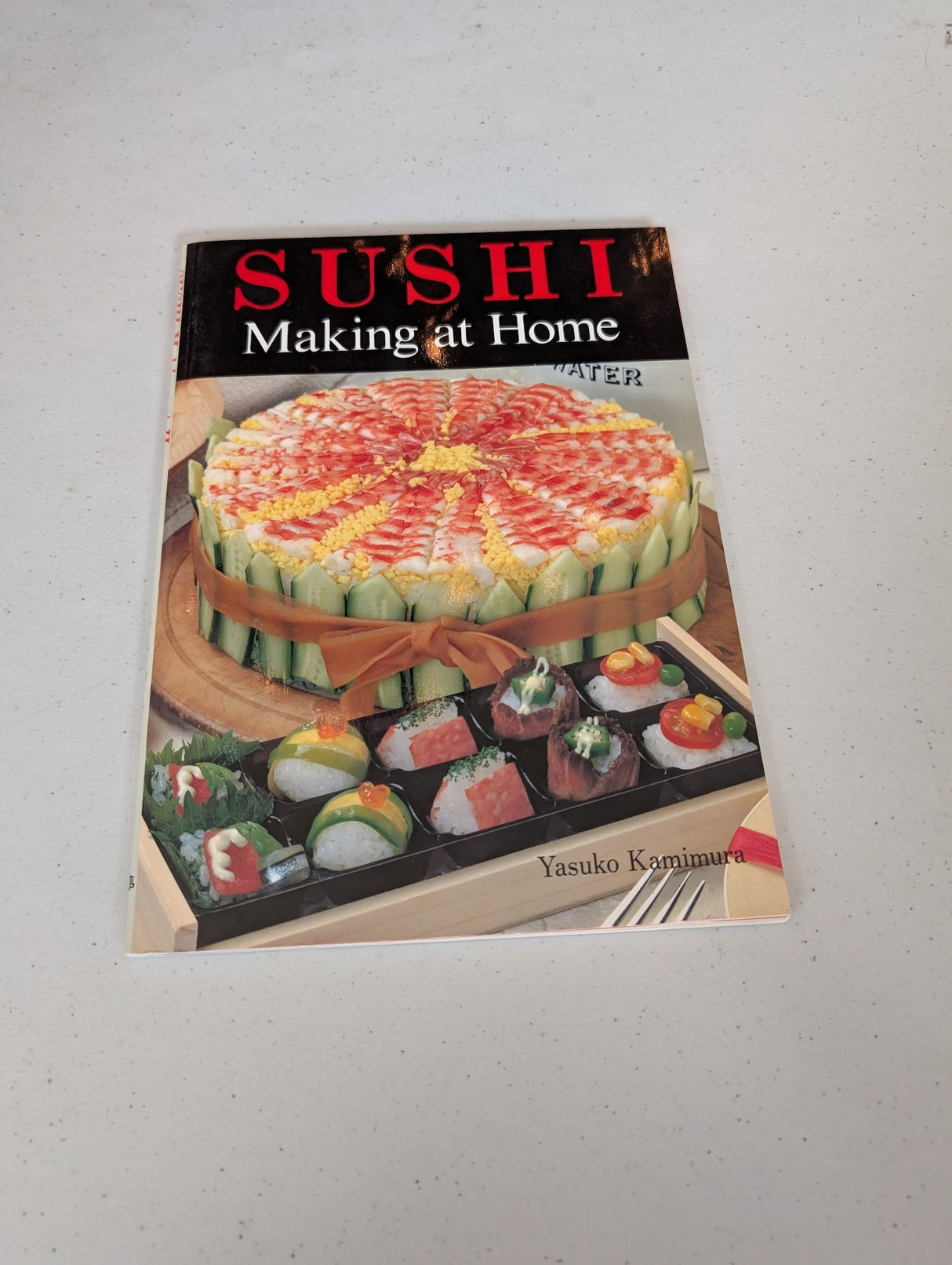 Libro "Cómo hacer sushi en casa" de Yasuko Kamimura