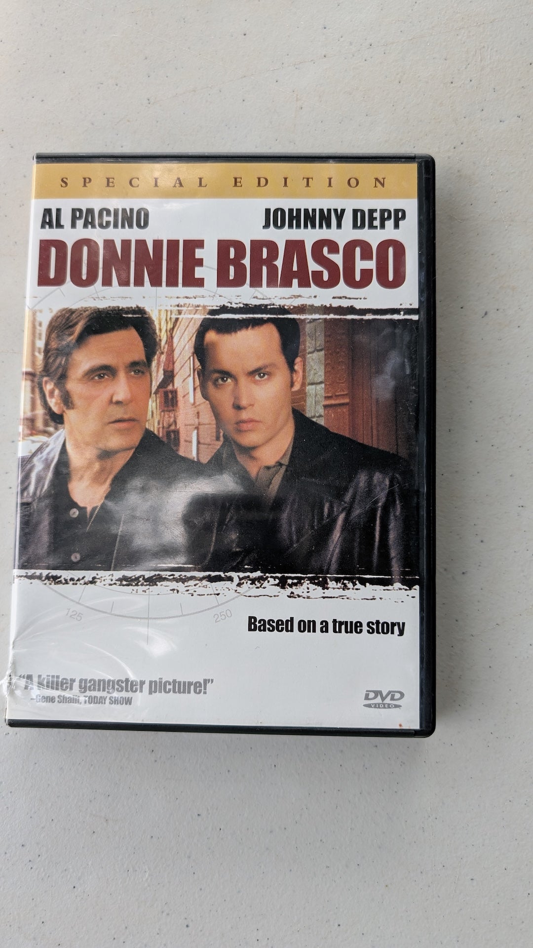 Donnie Brasco DVD Al Pacino, Johnny Depp, Michael Madsen, Bruno Kirby