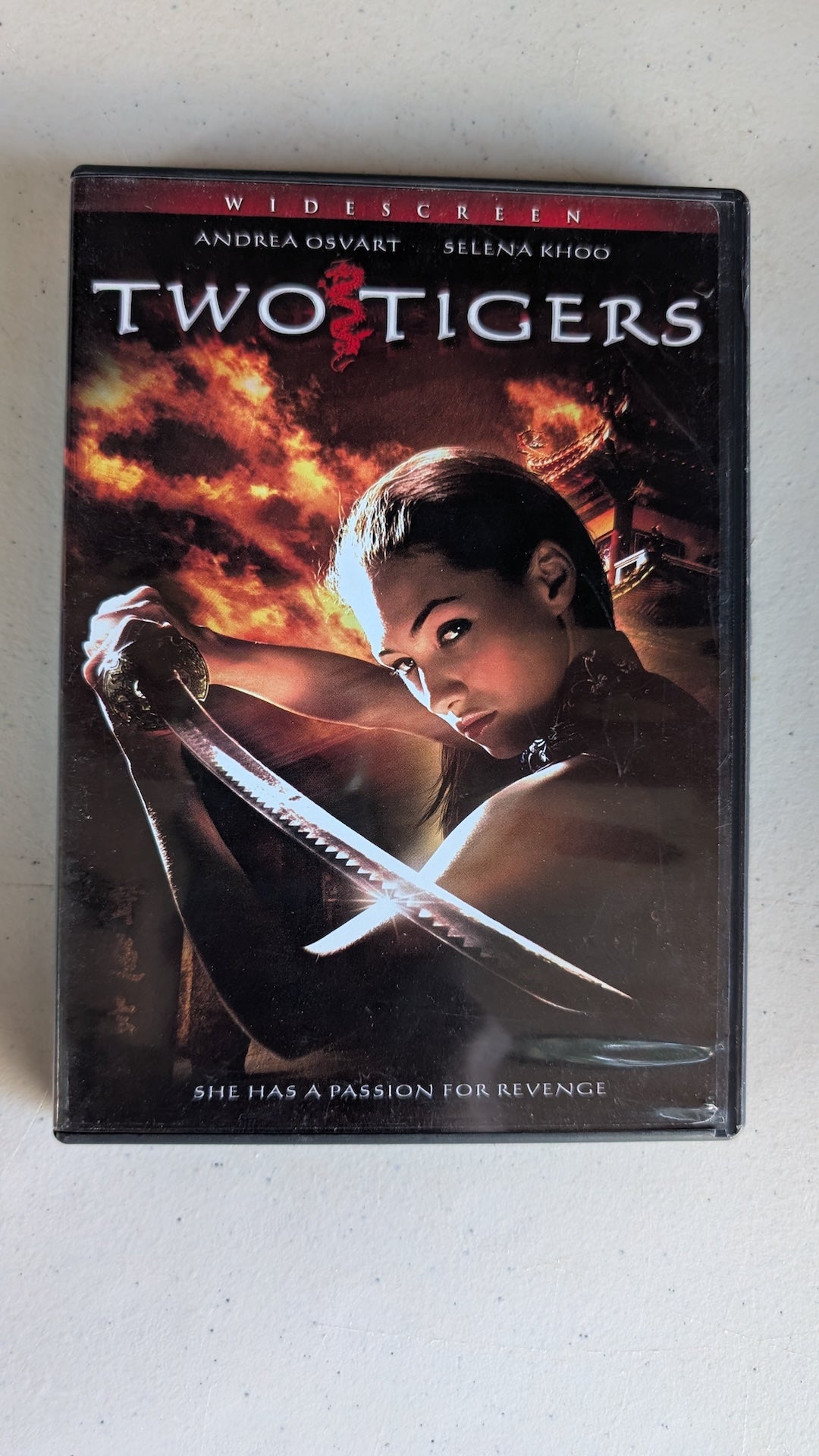 Two Tigers (DVD, 2007, R) Andrea Osvárt, Selena Khoo