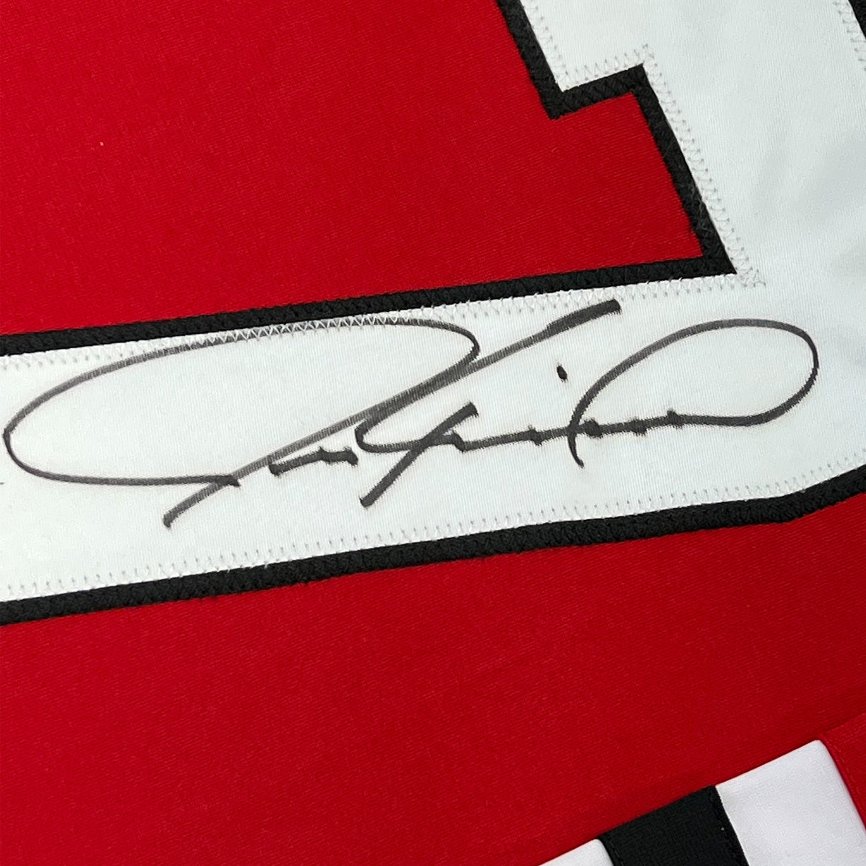 Camiseta de hockey roja de Chicago de 35 x 39, enmarcada, autografiada y firmada por Jeremy Roenick (JSA COA)