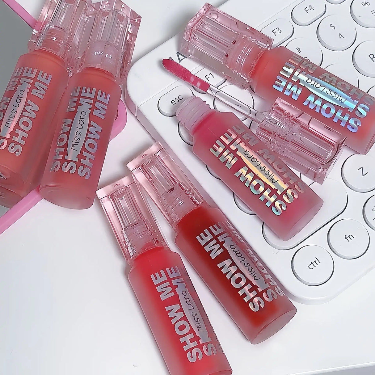 MISS LARA Show Me Lápiz labial barato Espejo Vidrio acuoso Brillo labial Hidrata Blanquea Atmósfera Brillo labial puro femenino Cosméticos calientes