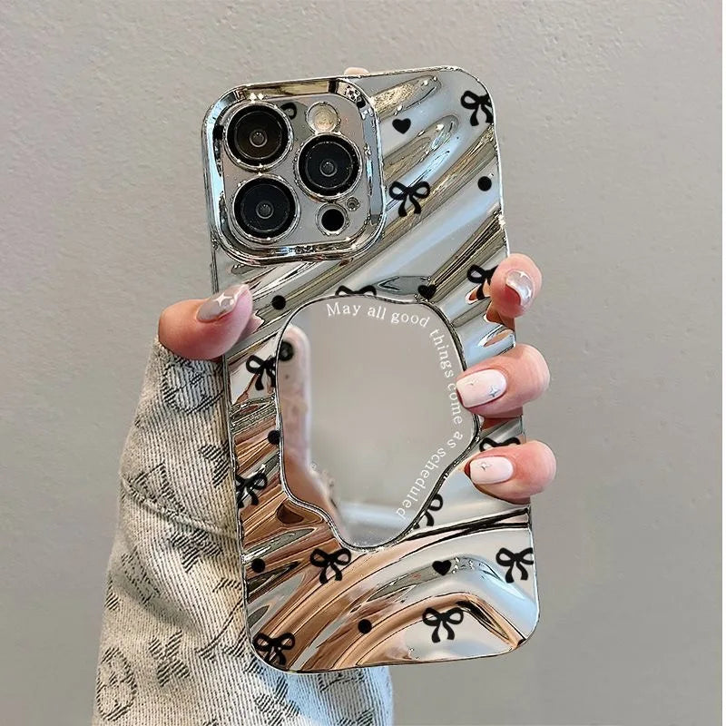 Bonita funda para teléfono con lazo de corazón