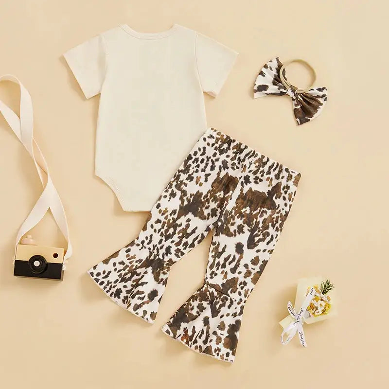 Toddler Girls Cute Summer Set Sleeveless Floral Print Romper with Ruffle Trim and Matching Bow Headband Adorable Outfit for - Lootquake