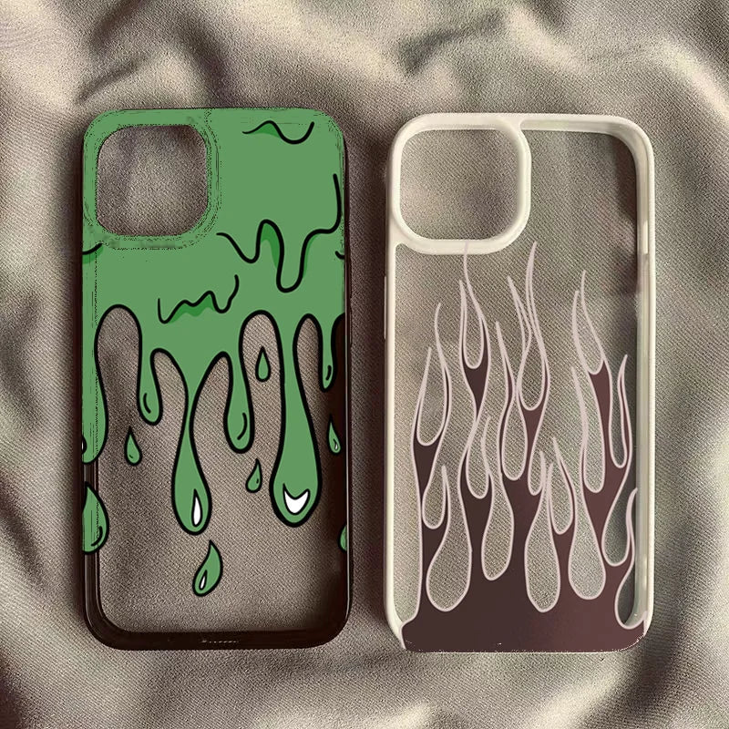 Funda rígida transparente para teléfono con llamas moradas y negras