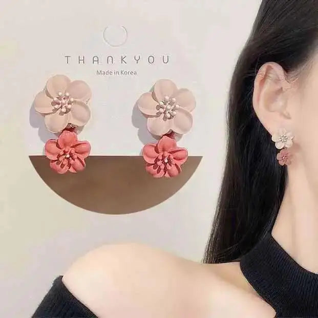 Boucles d'oreilles à tige en argent 925, motif fleur de camélia, tendance coréenne, bijoux pour femmes, noir et blanc, cadeau idéal, 2025