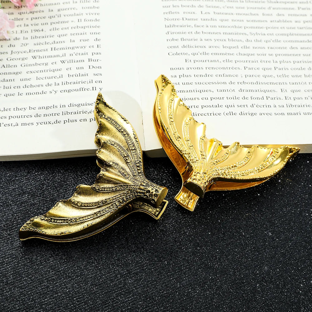 1Pcs Creative Fish Tail Metal Bookmarks, Rare Book Page Holders for Book Lovers, Office Supplies for Bookworm Readers
