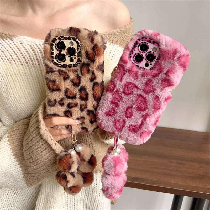 Funda de teléfono con soporte para lente de peluche de leopardo de moda para iPhone