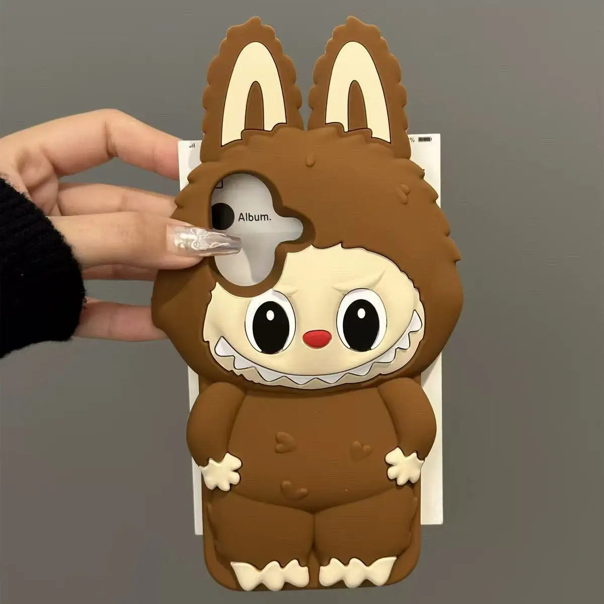 Funda de silicona suave con dibujos de monstruos lindos y soporte para teléfono