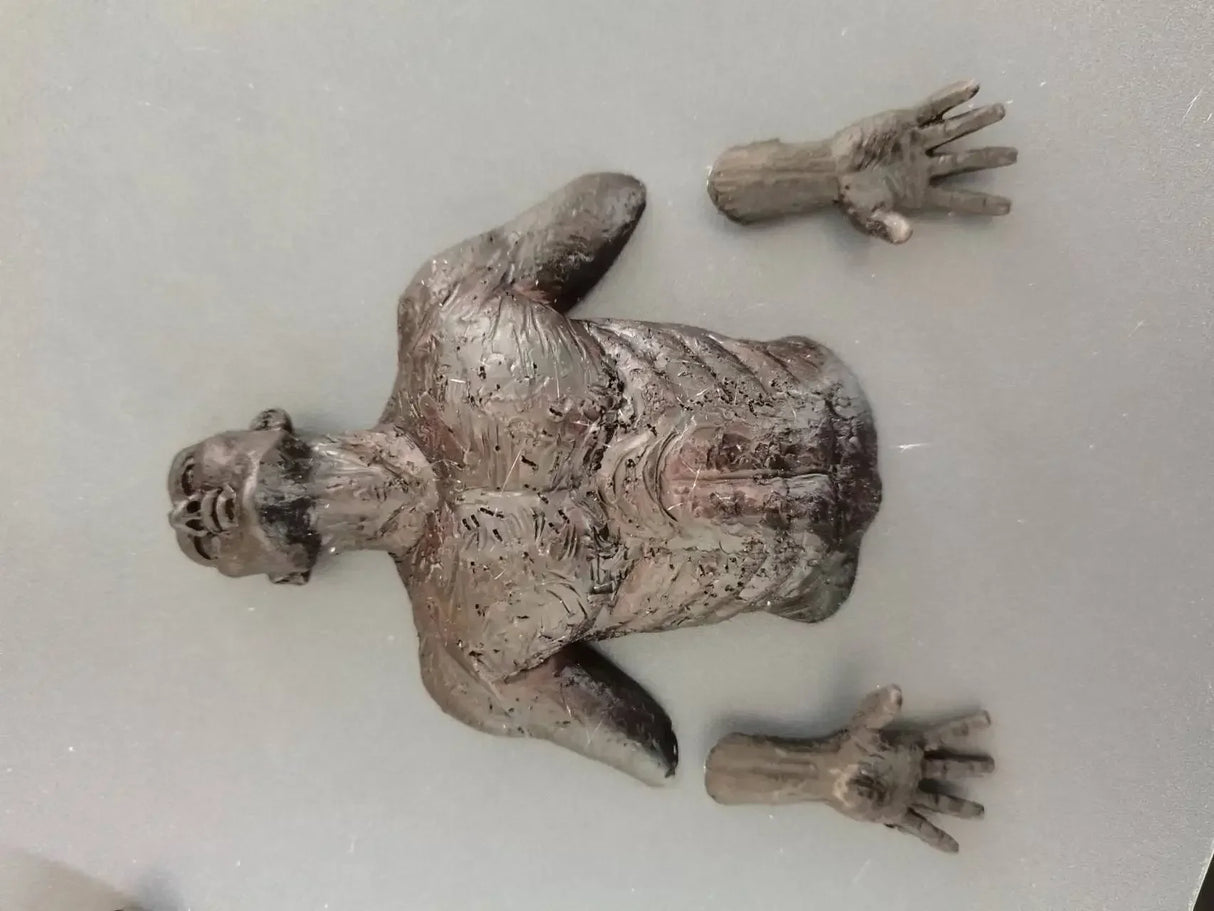 Home Decor Wall Art Wall Man Sculpture Statue Living Room Wall Decoration Resin Handicraft Pendant Home Accessories