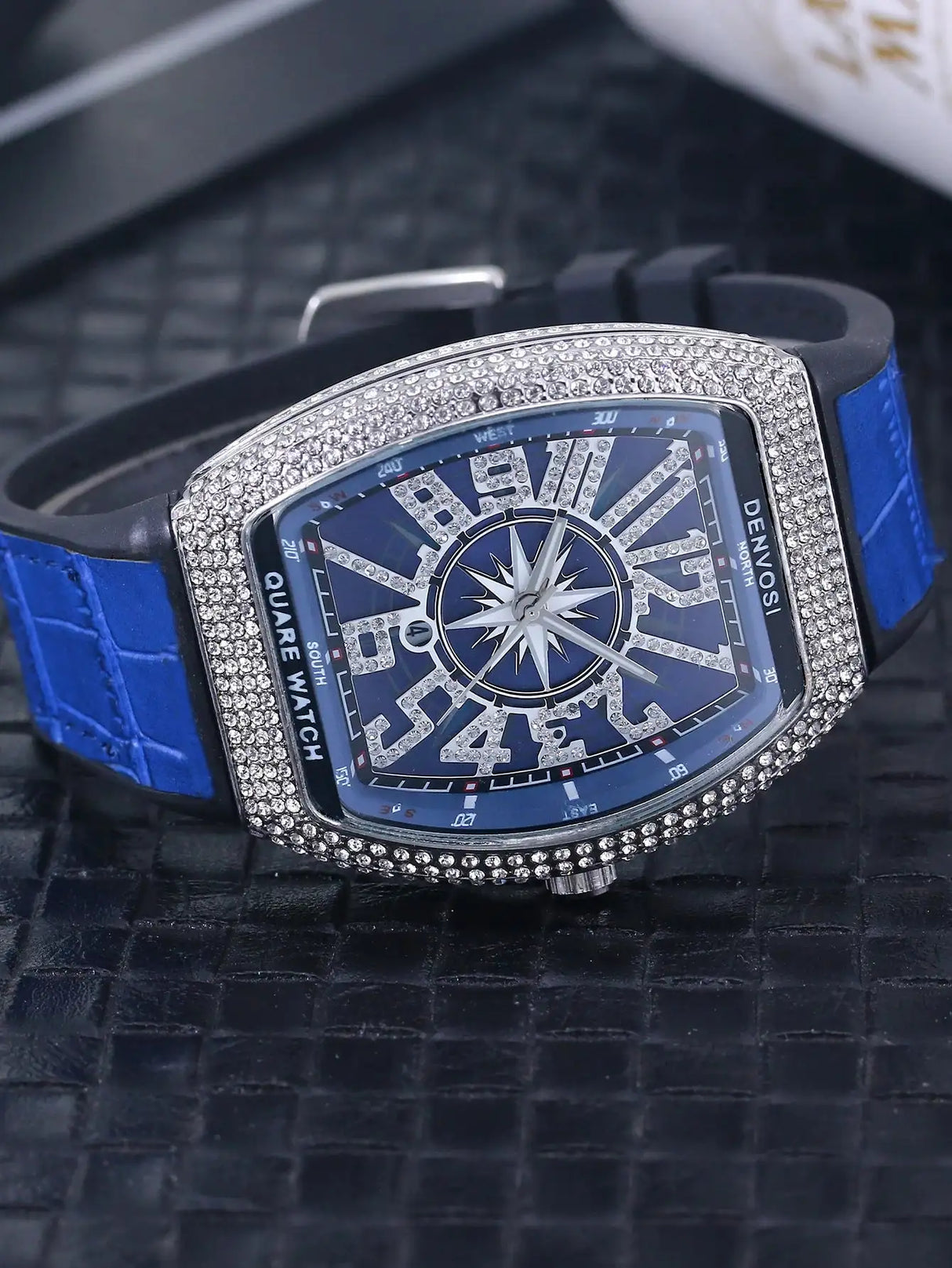 Luxury Diamond wristwatch for women Fasion and elegant quartz watch with silicone watchstrap Waterproof luminous Tonneau watch - Lootquake