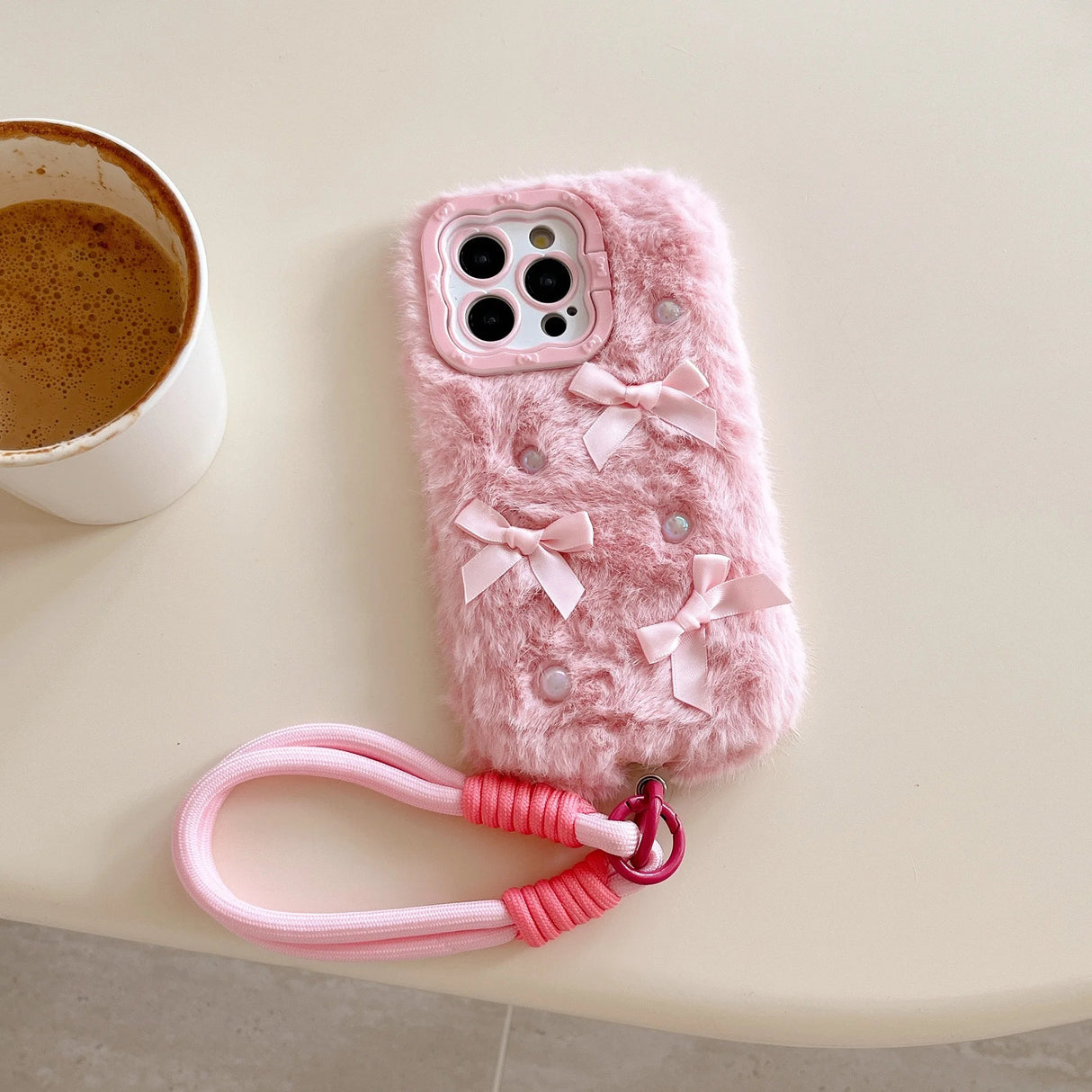 Funda para teléfono de felpa con lazo de perla de color liso simple