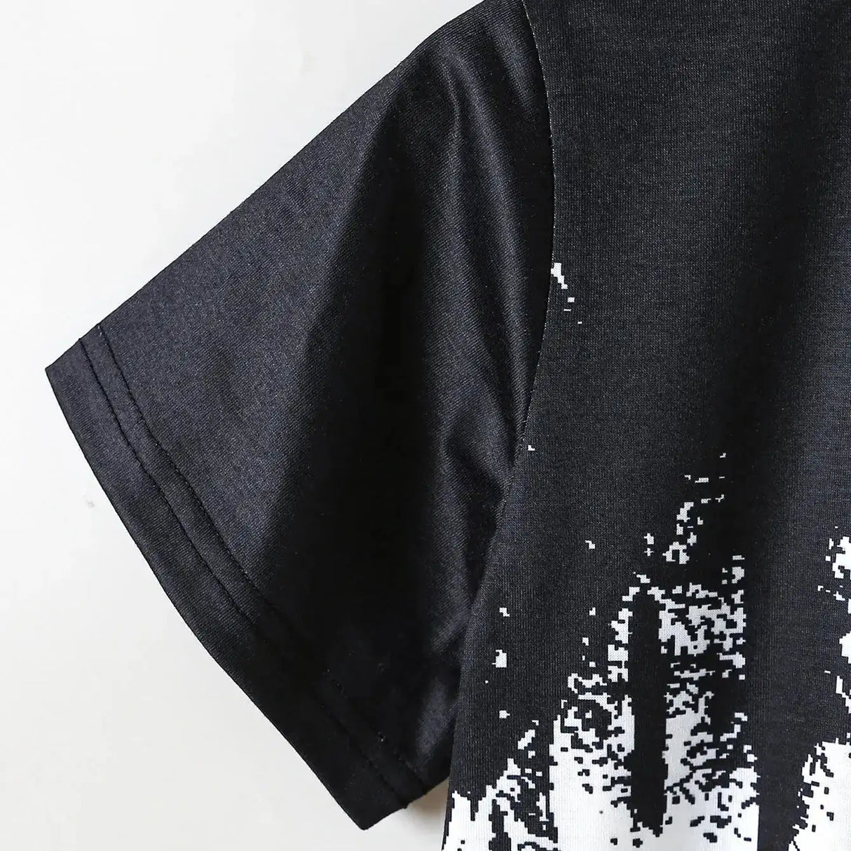 Boys' Summer Set: Cool Black & White Round-neck T-shirt with Slanted Pocket, Paired with Matching Shorts for Casual Play. - Lootquake