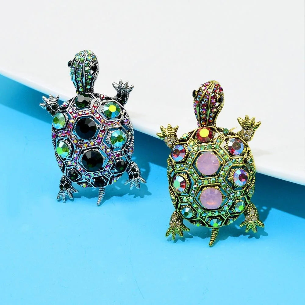 Diamond inlaid fashionable retro little turtle brooch - Lootquake