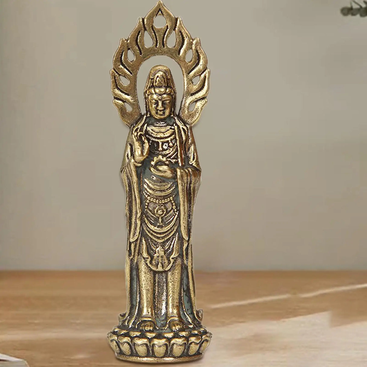 Estatuas de Kwan Yin, estatuilla de Buda artesanal de 2,4 pulgadas, estatua budista de Avalokiteshvara, escultura artesanal de Feng Shui chino.