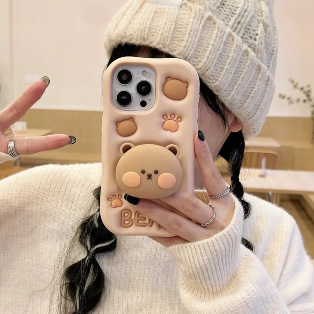 Bonita funda para teléfono con diseño de oso de dibujos animados