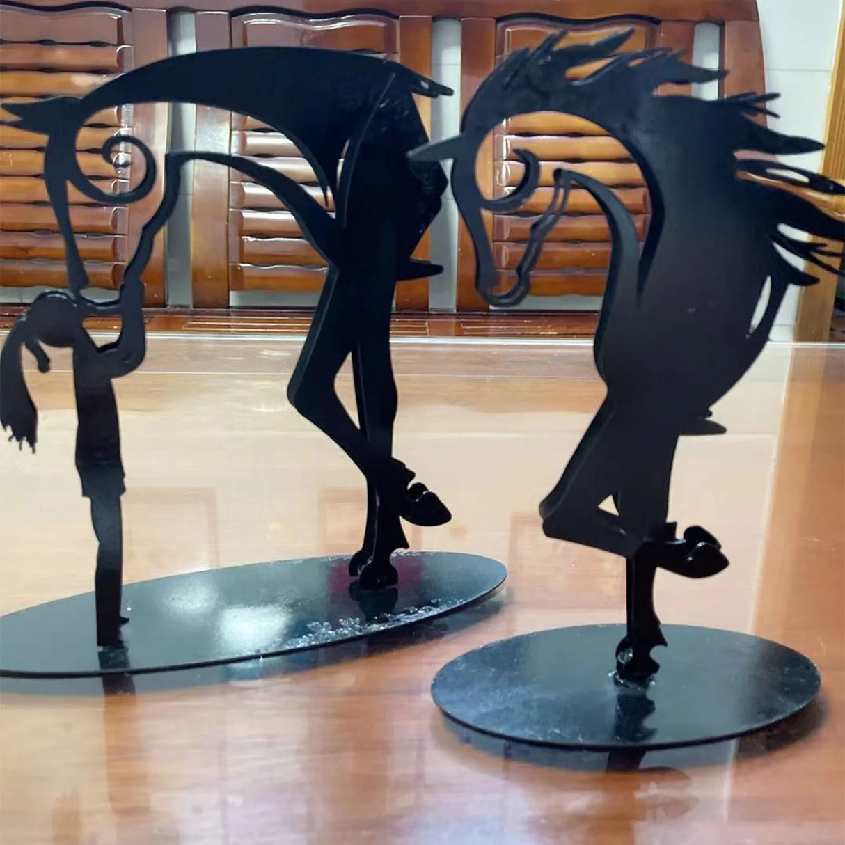 Kiss-Horse Sculpture Modern Statue Rustic Metal Art Men Gift Horse Decor Simple And Classic Design Ornaments