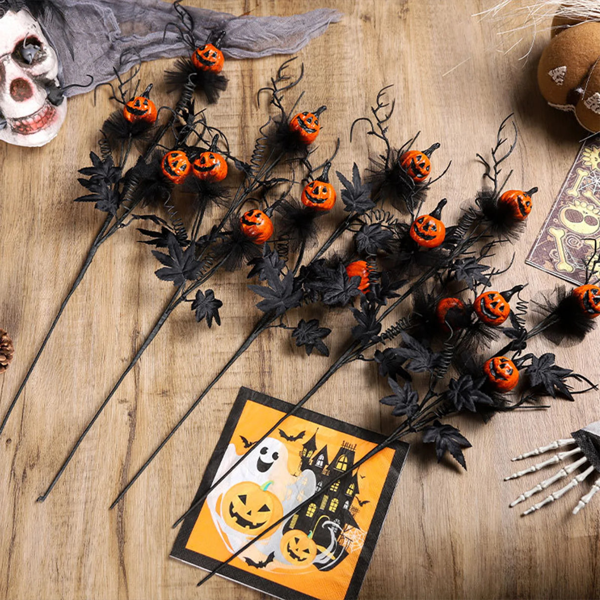 Ramo de flores de Halloween 2025 con cabeza de calabaza aterradora negra para mesa de comedor, chimenea, decoración para fiestas en el hogar