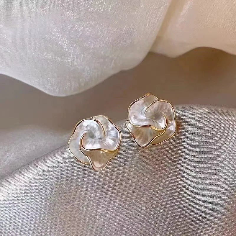 925 Silver Needle Korean Fashion Camellia Flower Earrings For Women Jewelry 2025 Trending Women's Black White Stud Earrings Gift - Lootquake