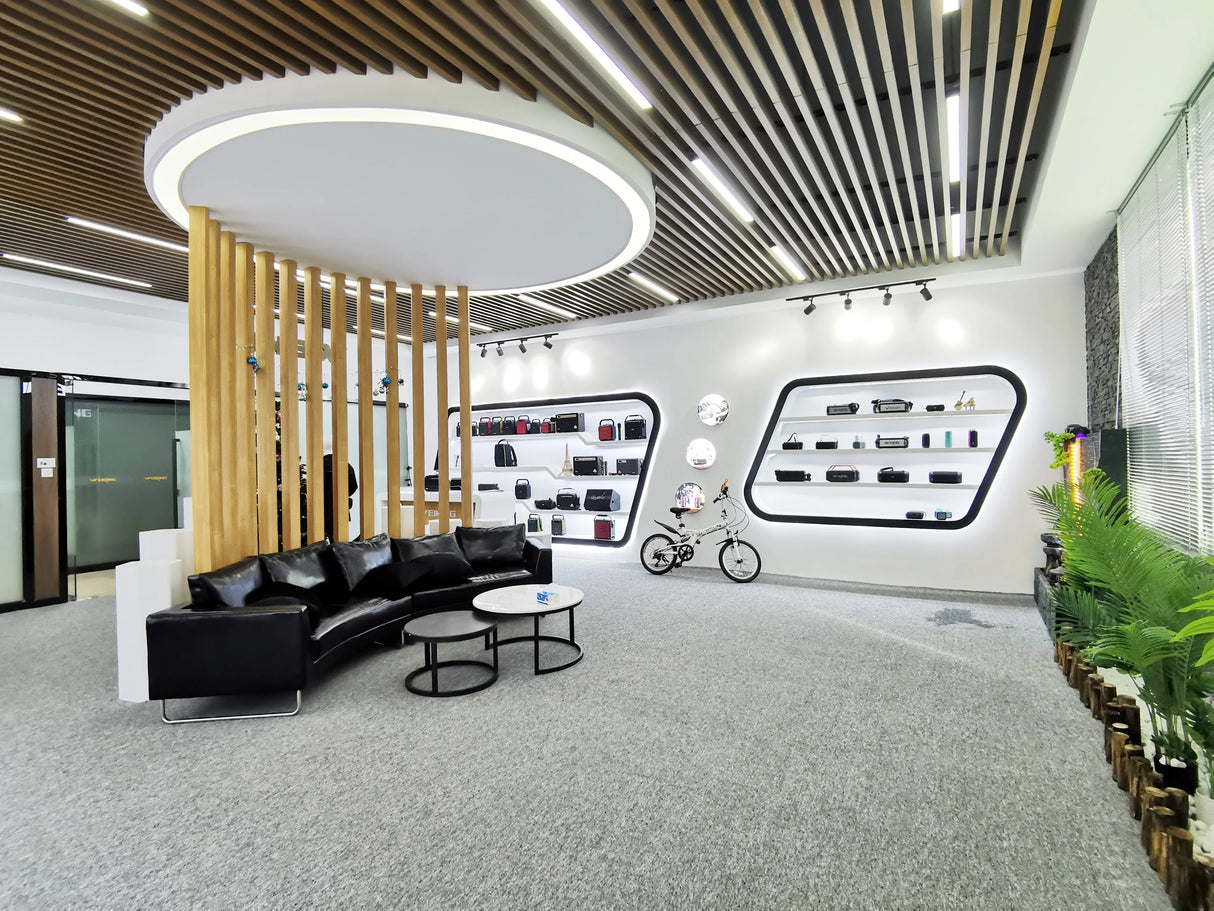 Enceinte Bluetooth avec écran LED, basses puissantes et puissance de 15 W, étanche IPX7, idéale pour les fêtes en plein air