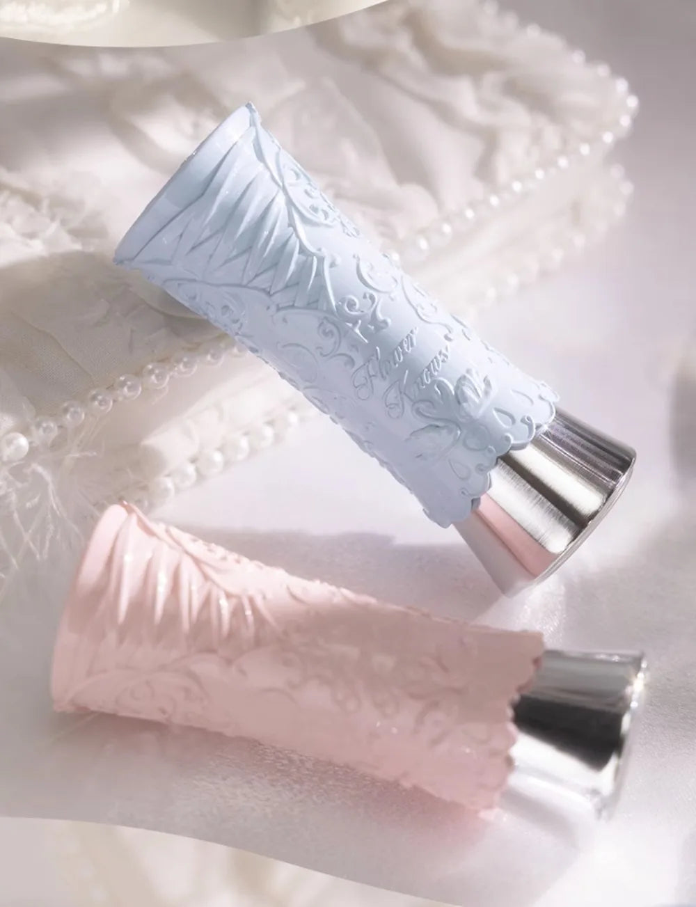 Rouge à lèvres Flower Knows Swan Ballet, brillant à lèvres effet miroir, hydratant et longue tenue, Nostickcup, nourrissant, 3,5 g