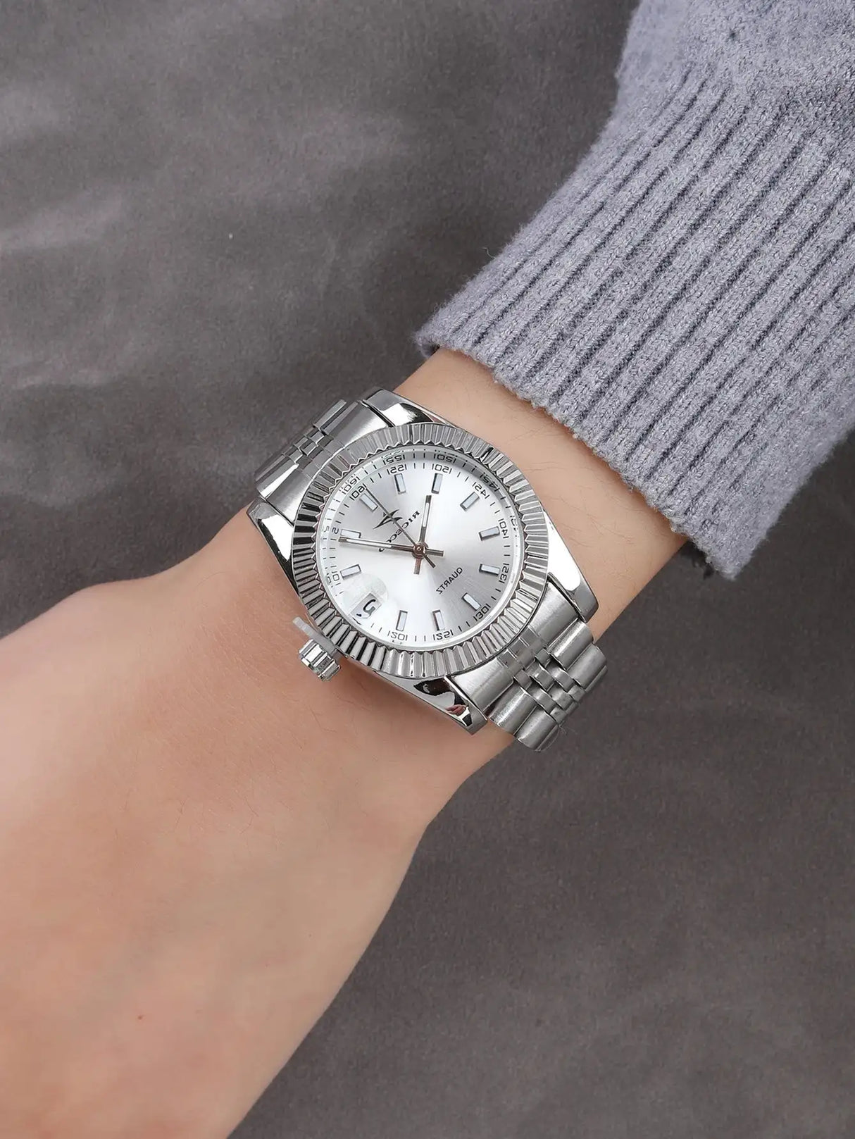 Fashion Woman Simple Quartz Wristwatch Classic Luxury Stainless Steel Watchband Ladies Watches Reloj Feminino WristWatch - Lootquake