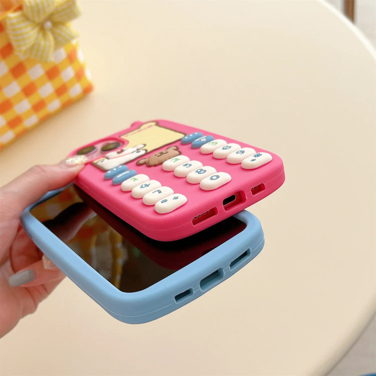 Funda para teléfono móvil con antena de oso de dibujos animados en 3D