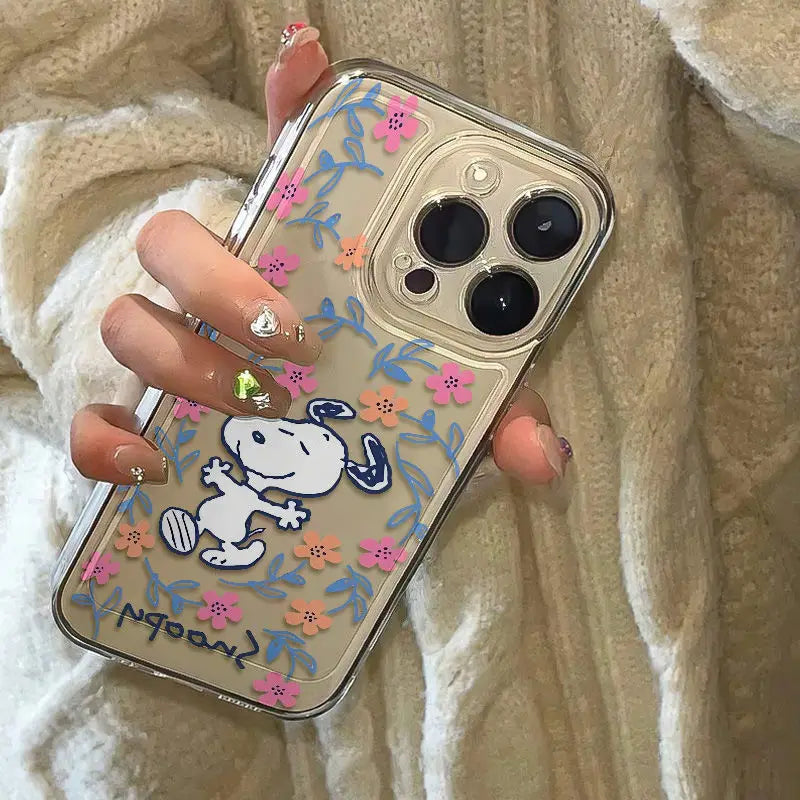Funda para teléfono con diseño creativo de Snoopy y flores negras