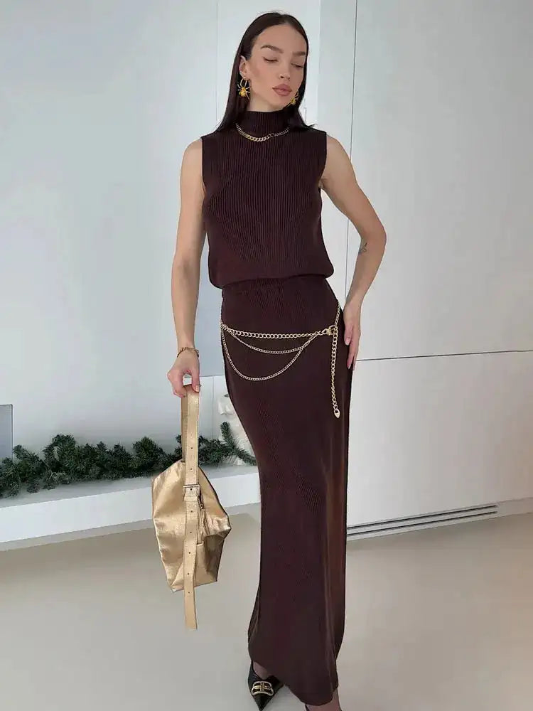 Conjunto elegante de dos piezas de punto Tossy: vestido largo, suéter acanalado y falda larga de patchwork suelta para mujer.