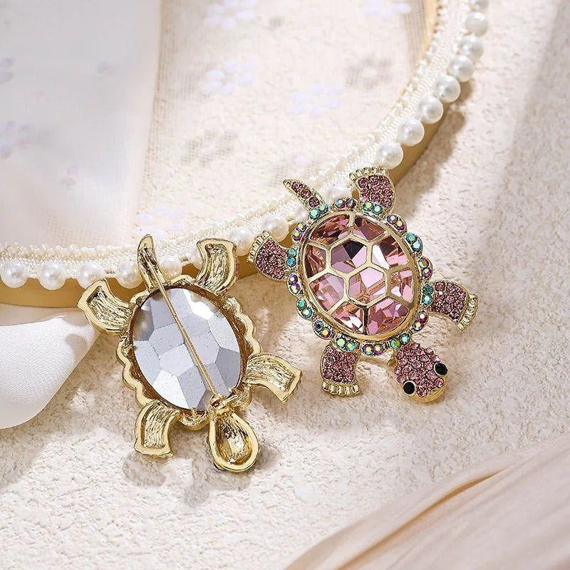 Diamond inlaid fashionable retro little turtle brooch - Lootquake
