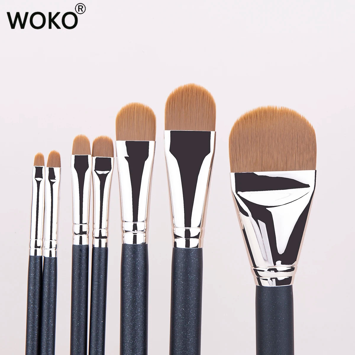 Nueva brocha ultrafina para base de maquillaje, brocha puntiaguda y precisa para difuminar correctores y bases líquidas faciales.