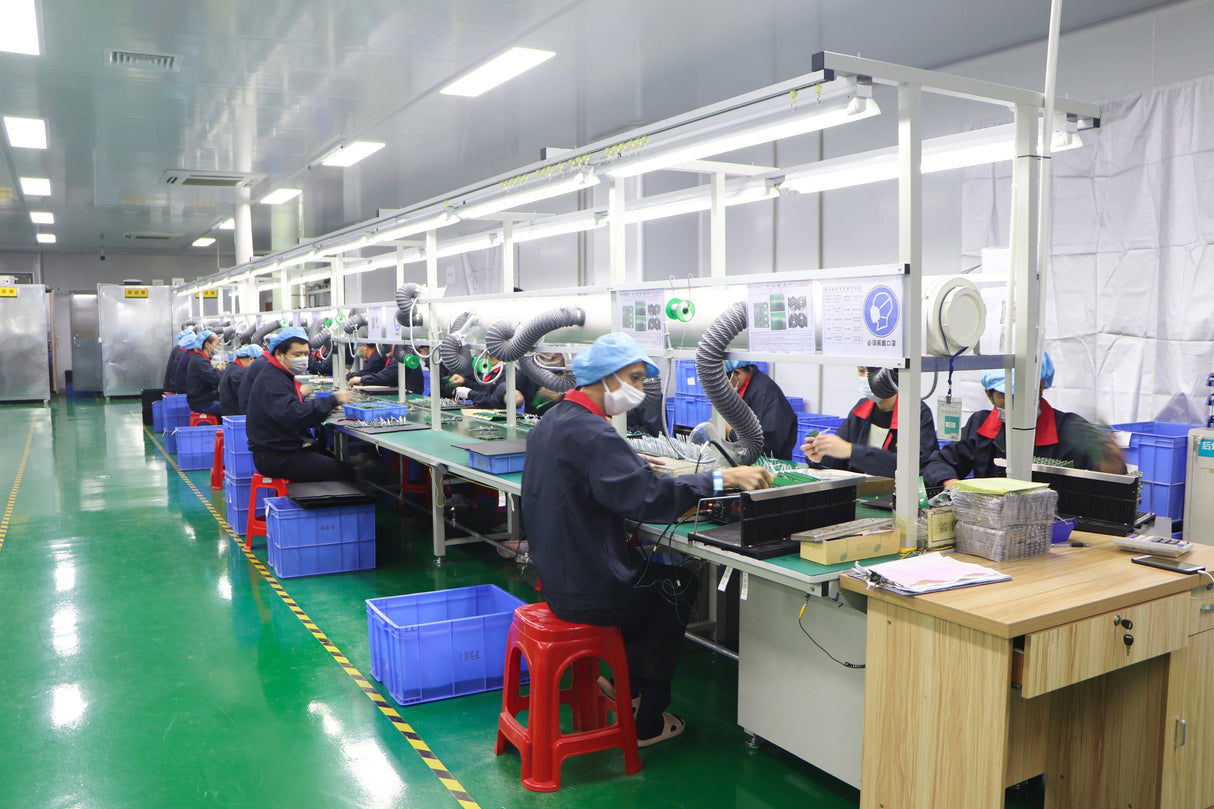 Enceinte Bluetooth avec écran LED, basses puissantes et puissance de 15 W, étanche IPX7, idéale pour les fêtes en plein air