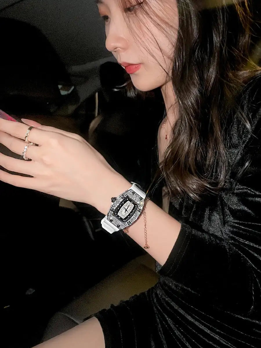 CILOA Starry Sky Women's Watch Women's Quartz Watch Hot Selling - Lootquake