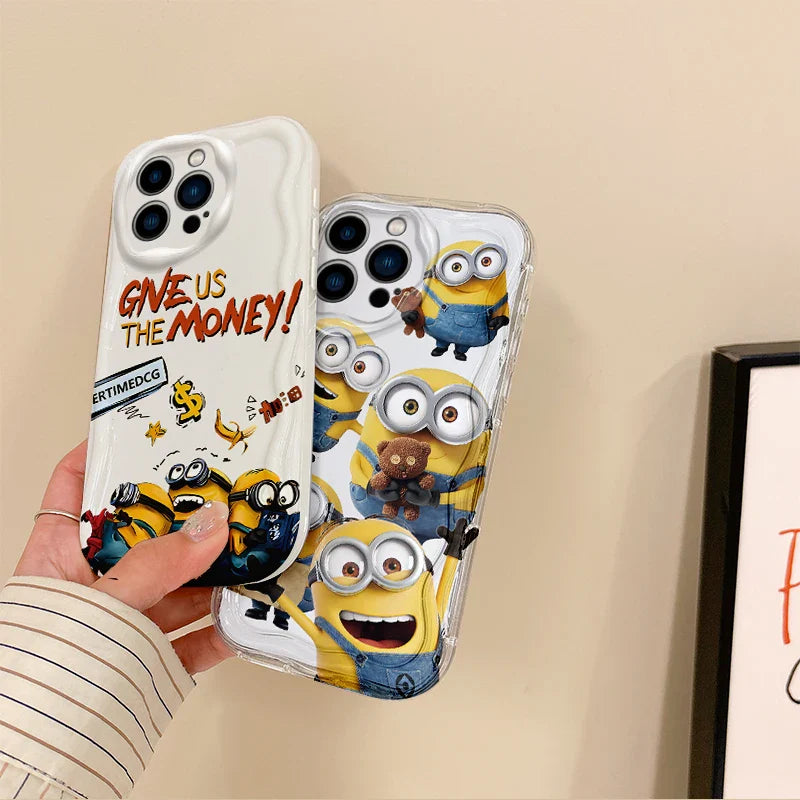 Bonita funda para teléfono con dibujos de Minions y olas