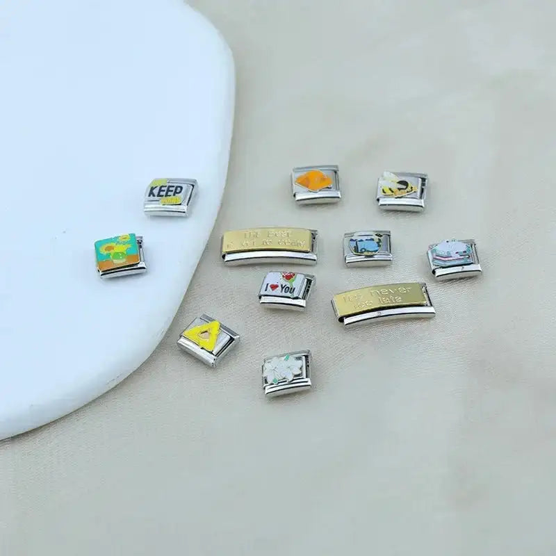 Hapiship 2023 Fashion Charm Italian Links Flower Flower Bee Tent Fit 9mm Bracelet Stainless Steel Making DIY Jewelry DJ661-C - Lootquake