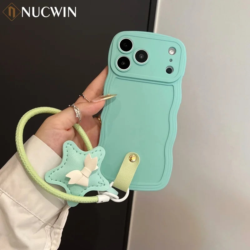 Funda de silicona con cordón 3D Wave para iPhone