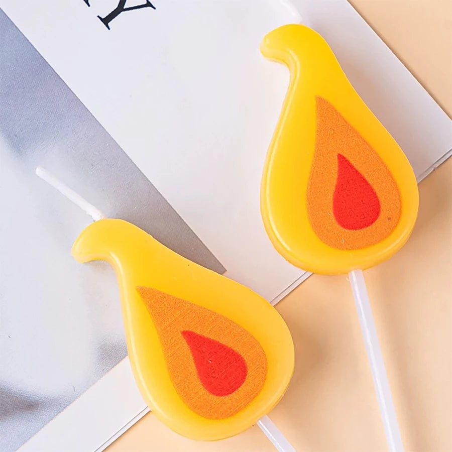 Vela de pastel con llama amarilla, vela de llama de dibujos animados retro, vela de cumpleaños, decoración navideña de celebridades de Internet