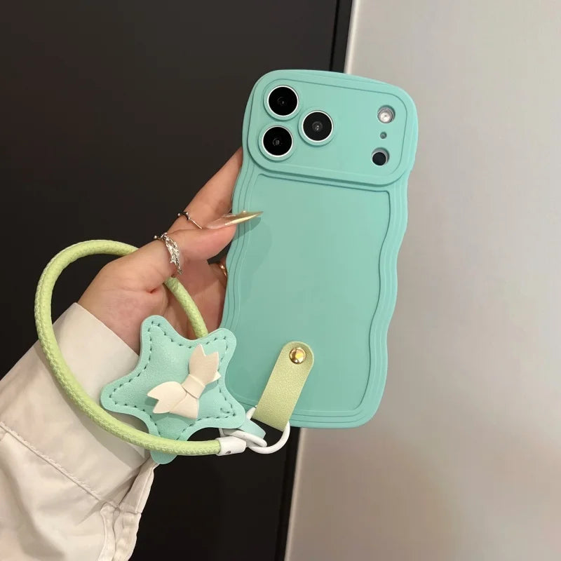 Funda de silicona con cordón 3D Wave para iPhone