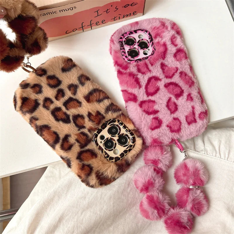 Funda de teléfono con soporte para lente de peluche de leopardo de moda para iPhone