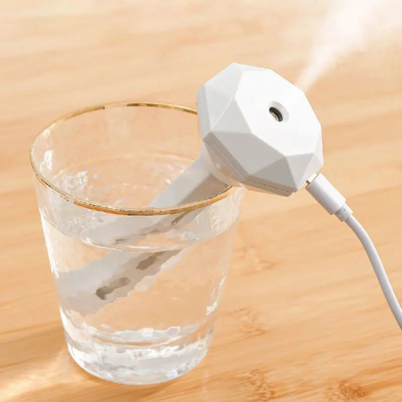 Humidificateur d'air à lampe LED, diffuseur d'huiles essentielles USB, purificateur de voiture, brumisateur d'arômes anioniques avec lumière romantique, humidificateur portable