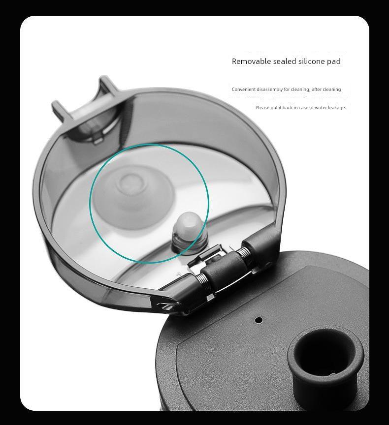 Casino Frosted Sports Water Cup Plastic Handy Cup Men and Women Creativity Portable Student Kettle with Lid Sports Bottle