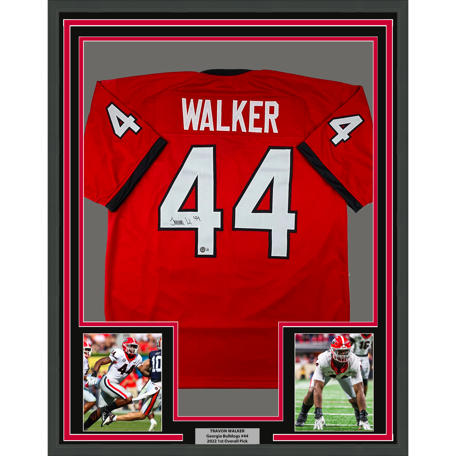 Camiseta de fútbol americano universitario de Georgia Red Beckett BAS COA enmarcada, autografiada y firmada por Travon Walker, 35 x 39